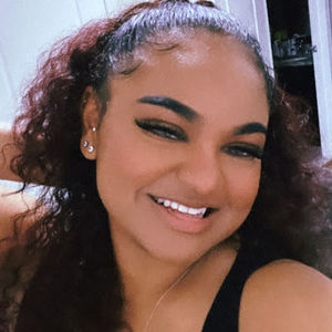 Meet your Posher, Natara